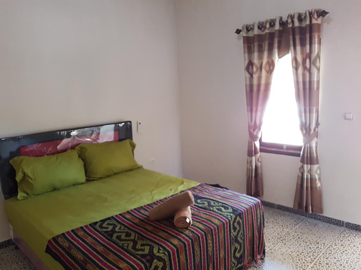 Kuta Lodge Homestay ภายนอก รูปภาพ
