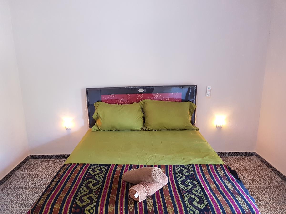 Kuta Lodge Homestay ภายนอก รูปภาพ