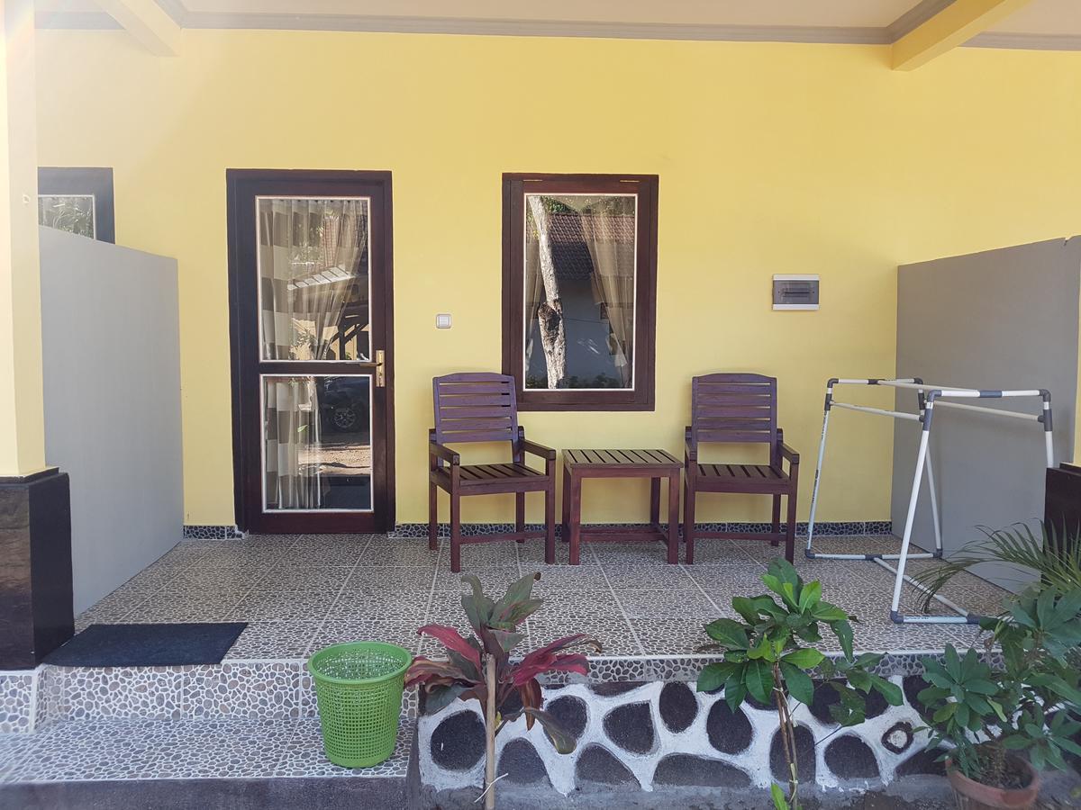 Kuta Lodge Homestay ภายนอก รูปภาพ