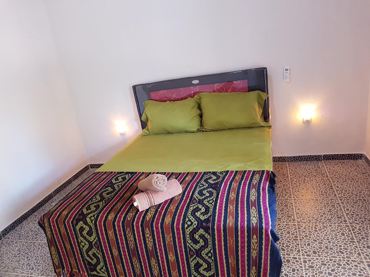 Kuta Lodge Homestay ภายนอก รูปภาพ